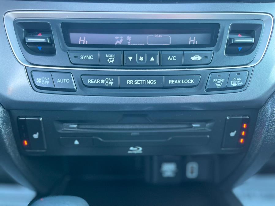 2019 Honda Pilot EX-L w/Navi & RES AWD, available for sale in Irvington , New Jersey | Auto Haus of Irvington Corp. Irvington , New Jersey 2019 Honda Pilot EX-L w/Navi & RES AWD, available for sale in Irvington , New Jersey | Auto Haus of Irvington Corp. Irvington , New Jersey