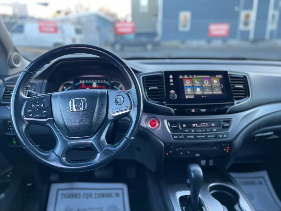 2019 Honda Pilot EX-L w/Navi & RES AWD, available for sale in Irvington , New Jersey | Auto Haus of Irvington Corp. Irvington , New Jersey 2019 Honda Pilot EX-L w/Navi & RES AWD, available for sale in Irvington , New Jersey | Auto Haus of Irvington Corp. Irvington , New Jersey