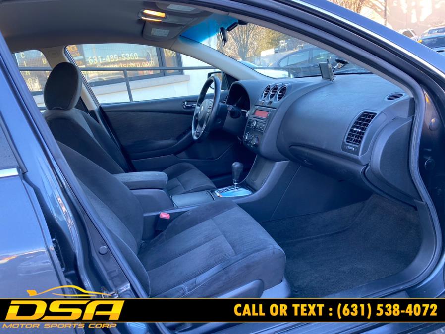 2010 Nissan Altima 4dr Sdn I4 CVT 2.5 S, available for sale in Commack, New York | DSA Motor Sports Corp. Commack, New York 2010 Nissan Altima 4dr Sdn I4 CVT 2.5 S, available for sale in Commack, New York | DSA Motor Sports Corp. Commack, New York