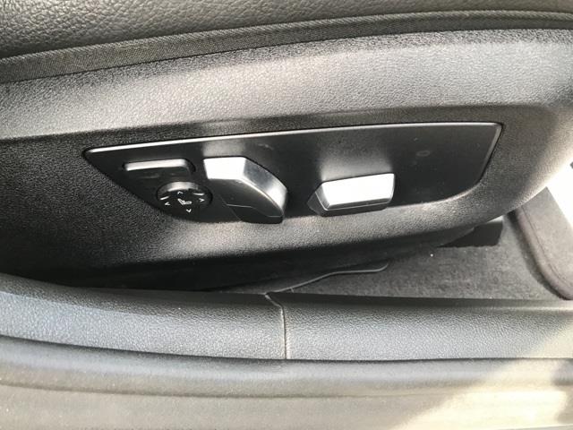 2019 BMW 5 Series 530e xDrive iPerformance, available for sale in Jamaica, New York | Hillside Auto Outlet 2. Jamaica, New York 2019 BMW 5 Series 530e xDrive iPerformance, available for sale in Jamaica, New York | Hillside Auto Outlet 2. Jamaica, New York
