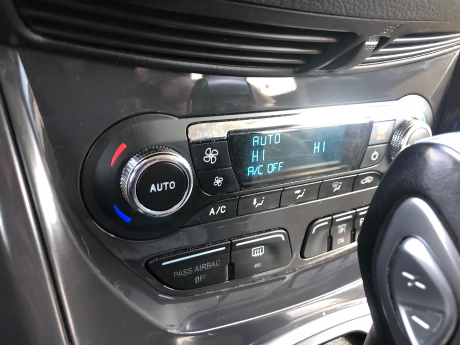 2014 Ford Escape 4WD 4dr Titanium, available for sale in Irvington, New Jersey | Elis Motors Corp. Irvington, New Jersey 2014 Ford Escape 4WD 4dr Titanium, available for sale in Irvington, New Jersey | Elis Motors Corp. Irvington, New Jersey