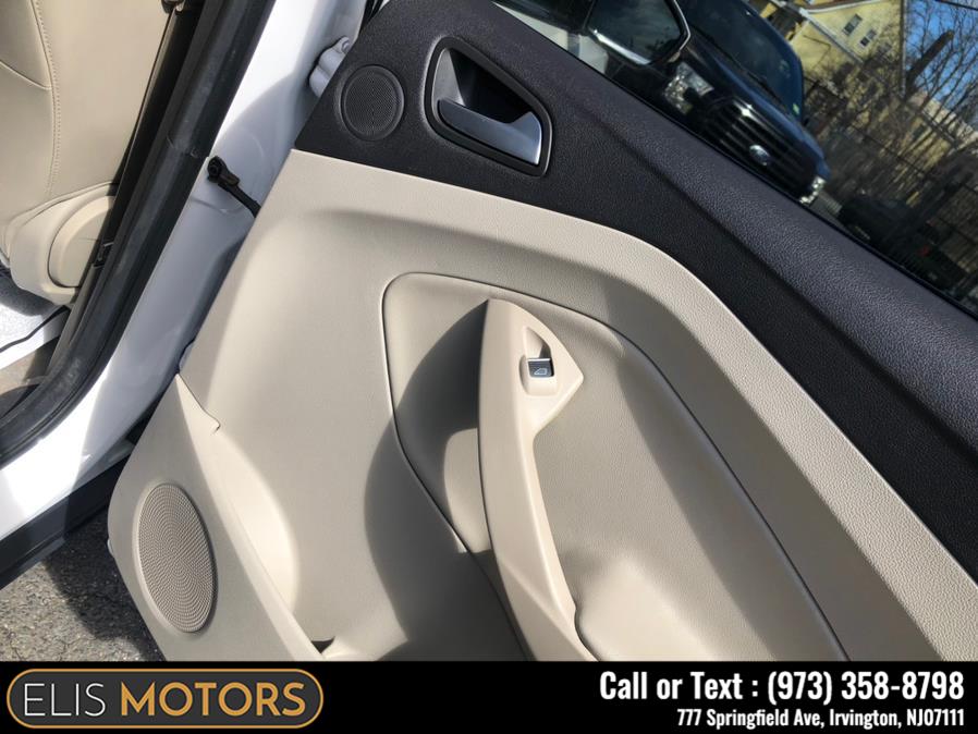 2014 Ford Escape 4WD 4dr Titanium, available for sale in Irvington, New Jersey | Elis Motors Corp. Irvington, New Jersey 2014 Ford Escape 4WD 4dr Titanium, available for sale in Irvington, New Jersey | Elis Motors Corp. Irvington, New Jersey
