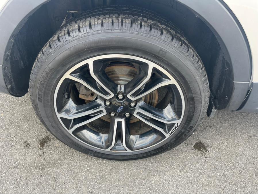 2014 Ford Explorer 4WD 4dr Sport, available for sale in Irvington, New Jersey | Elis Motors Corp. Irvington, New Jersey 2014 Ford Explorer 4WD 4dr Sport, available for sale in Irvington, New Jersey | Elis Motors Corp. Irvington, New Jersey