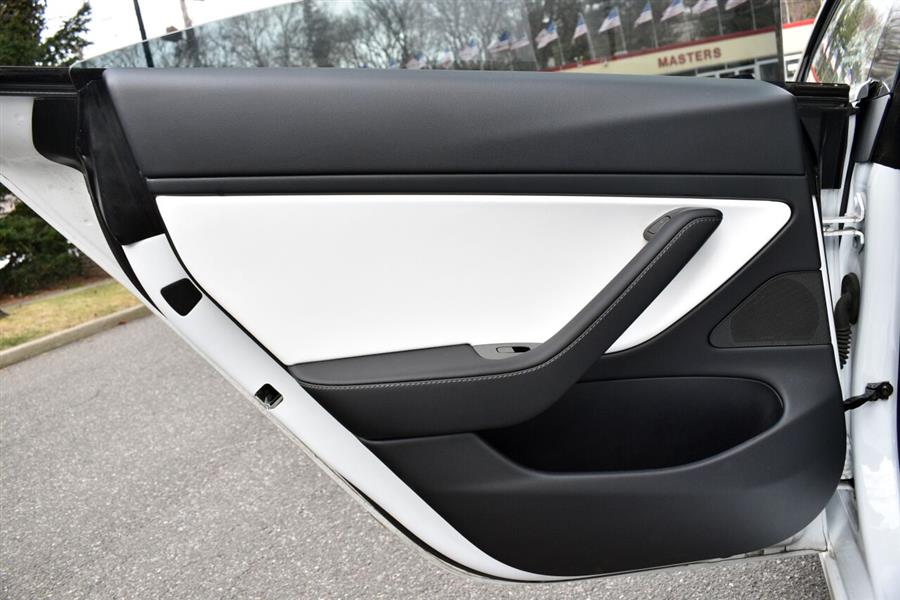 2020 Tesla Model 3 Standard Range Plus 4dr Sedan, available for sale in Great Neck, New York | Camy Cars. Great Neck, New York 2020 Tesla Model 3 Standard Range Plus 4dr Sedan, available for sale in Great Neck, New York | Camy Cars. Great Neck, New York