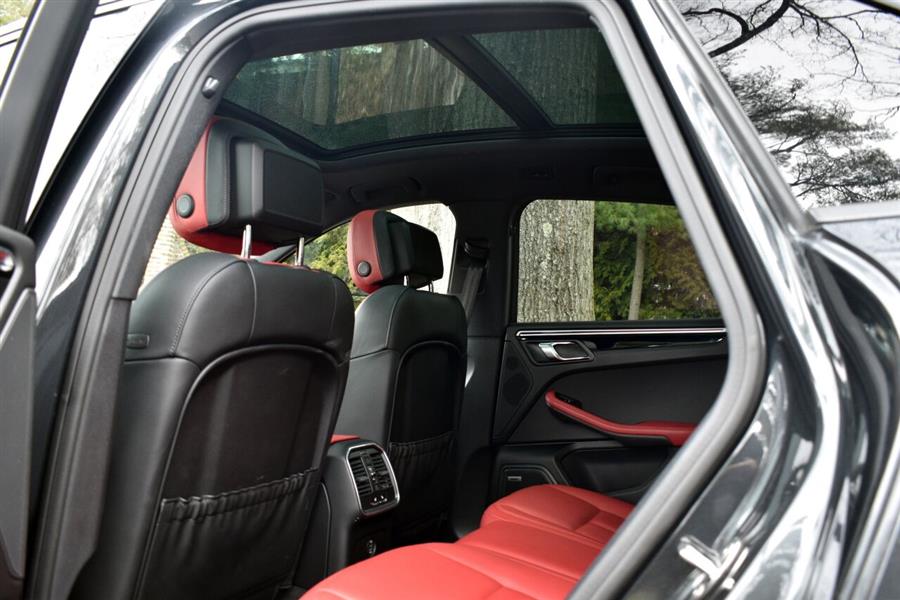 2019 Porsche Macan Base AWD 4dr SUV, available for sale in Great Neck, New York | Camy Cars. Great Neck, New York 2019 Porsche Macan Base AWD 4dr SUV, available for sale in Great Neck, New York | Camy Cars. Great Neck, New York
