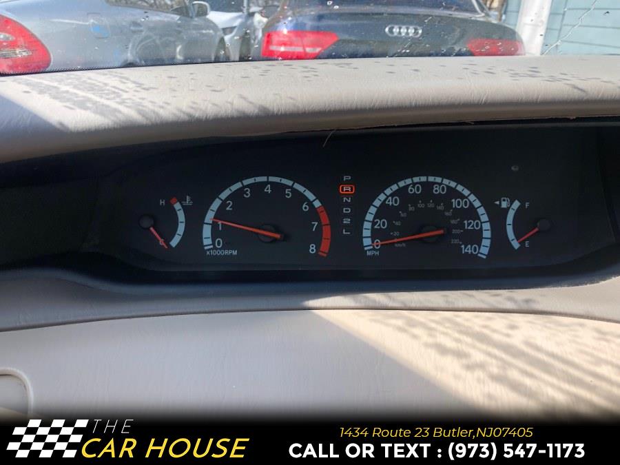 2002 Toyota Avalon 4dr Sdn XLS w/Bucket Seats, available for sale in Butler, New Jersey | The Car House. Butler, New Jersey 2002 Toyota Avalon 4dr Sdn XLS w/Bucket Seats, available for sale in Butler, New Jersey | The Car House. Butler, New Jersey