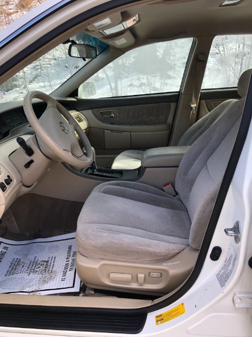 2002 Toyota Avalon 4dr Sdn XLS w/Bucket Seats, available for sale in Bloomingdale, New Jersey | Bloomingdale Auto Group. Bloomingdale, New Jersey