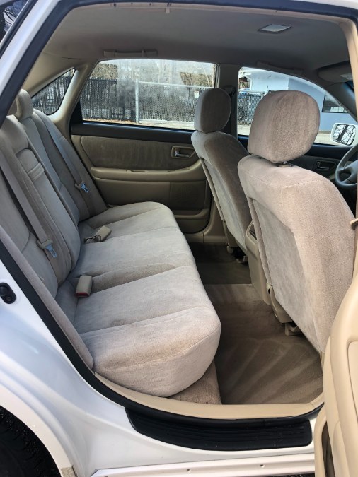 2002 Toyota Avalon 4dr Sdn XLS w/Bucket Seats, available for sale in Bloomingdale, New Jersey | Bloomingdale Auto Group. Bloomingdale, New Jersey