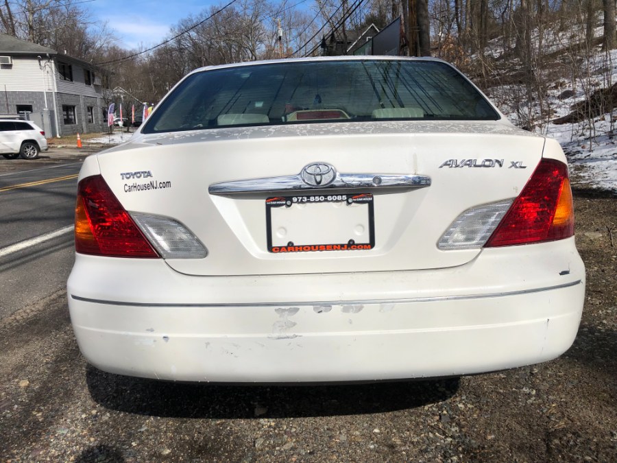 2002 Toyota Avalon 4dr Sdn XLS w/Bucket Seats, available for sale in Bloomingdale, New Jersey | Bloomingdale Auto Group. Bloomingdale, New Jersey 2002 Toyota Avalon 4dr Sdn XLS w/Bucket Seats, available for sale in Bloomingdale, New Jersey | Bloomingdale Auto Group. Bloomingdale, New Jersey