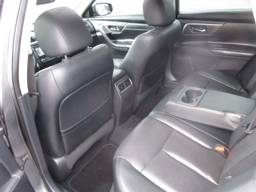2015 Nissan Altima 4dr Sdn I4 2.5 SL, available for sale in New Britain, Connecticut | Universal Motors LLC. New Britain, Connecticut 2015 Nissan Altima 4dr Sdn I4 2.5 SL, available for sale in New Britain, Connecticut | Universal Motors LLC. New Britain, Connecticut
