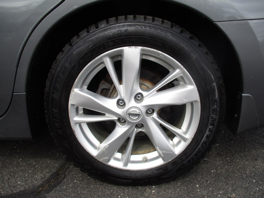2015 Nissan Altima 4dr Sdn I4 2.5 SL, available for sale in New Britain, Connecticut | Universal Motors LLC. New Britain, Connecticut 2015 Nissan Altima 4dr Sdn I4 2.5 SL, available for sale in New Britain, Connecticut | Universal Motors LLC. New Britain, Connecticut