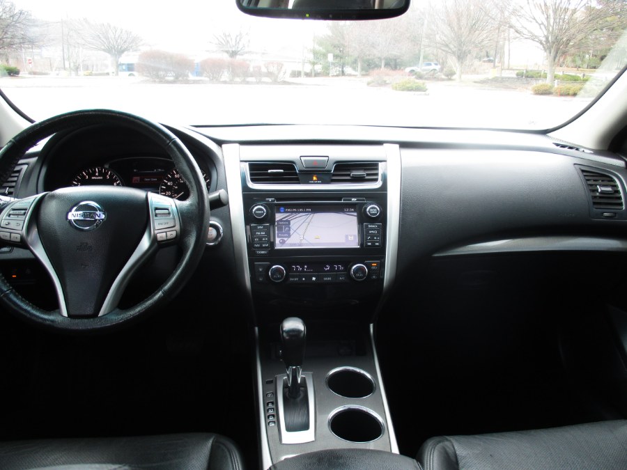 2015 Nissan Altima 4dr Sdn I4 2.5 SL, available for sale in New Britain, Connecticut | Universal Motors LLC. New Britain, Connecticut 2015 Nissan Altima 4dr Sdn I4 2.5 SL, available for sale in New Britain, Connecticut | Universal Motors LLC. New Britain, Connecticut