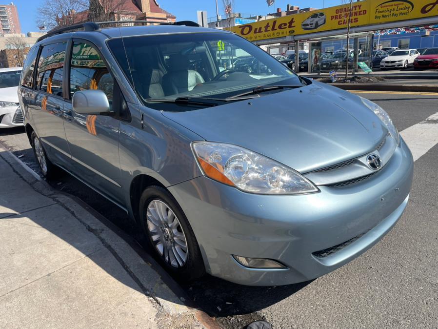 2008 Toyota Sienna XLE, available for sale in Jamaica, New York | Sylhet Motors Inc.. Jamaica, New York 2008 Toyota Sienna XLE, available for sale in Jamaica, New York | Sylhet Motors Inc.. Jamaica, New York