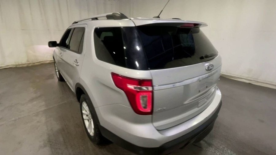 2015 Ford Explorer 4WD 4dr XLT, available for sale in Corona, New York | Raymonds Cars Inc. Corona, New York 2015 Ford Explorer 4WD 4dr XLT, available for sale in Corona, New York | Raymonds Cars Inc. Corona, New York