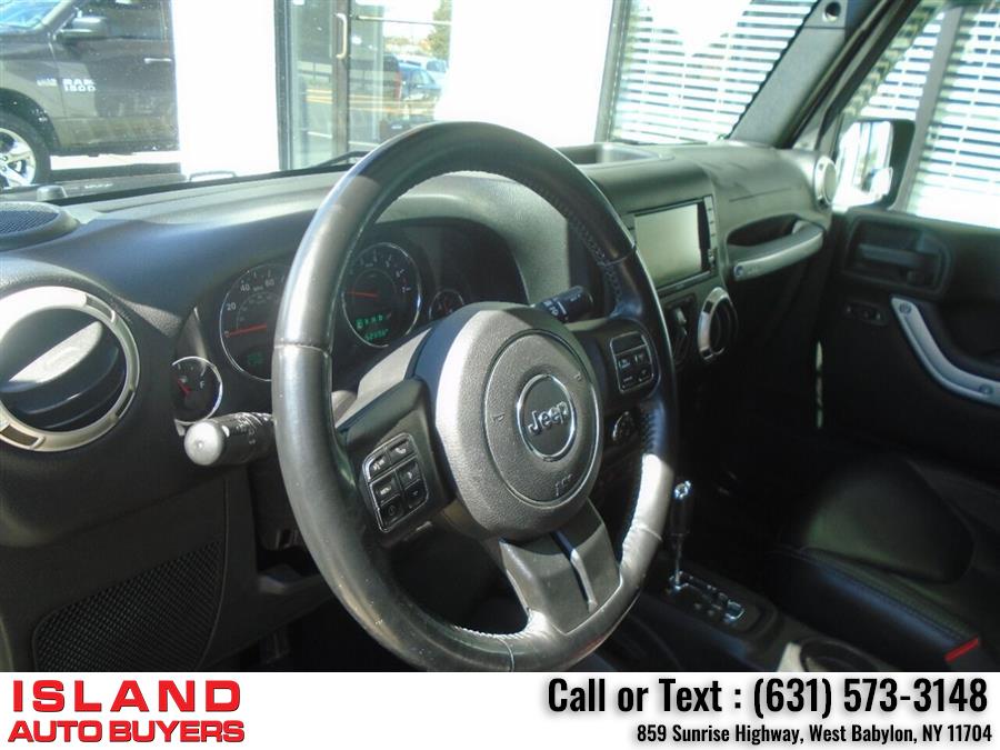 2016 Jeep Wrangler Unlimited Sahara 4x4 4dr SUV, available for sale in West Babylon, New York | Island Auto Buyers. West Babylon, New York 2016 Jeep Wrangler Unlimited Sahara 4x4 4dr SUV, available for sale in West Babylon, New York | Island Auto Buyers. West Babylon, New York