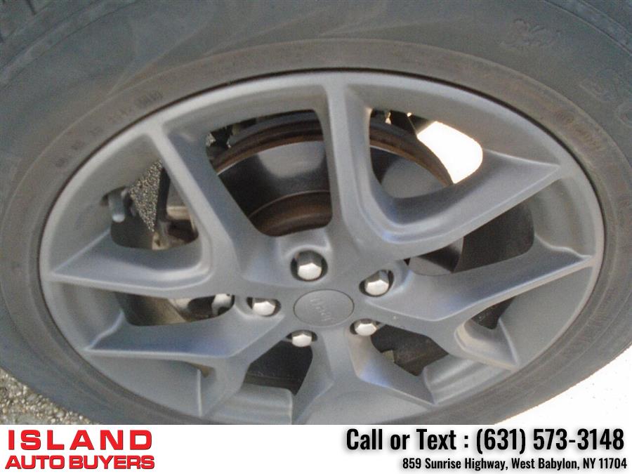 2020 Jeep Grand Cherokee Limited X 4x4 4dr SUV, available for sale in West Babylon, New York | Island Auto Buyers. West Babylon, New York 2020 Jeep Grand Cherokee Limited X 4x4 4dr SUV, available for sale in West Babylon, New York | Island Auto Buyers. West Babylon, New York