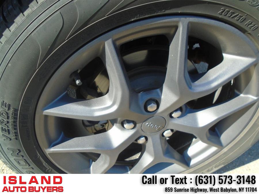2020 Jeep Grand Cherokee Limited X 4x4 4dr SUV, available for sale in West Babylon, New York | Island Auto Buyers. West Babylon, New York 2020 Jeep Grand Cherokee Limited X 4x4 4dr SUV, available for sale in West Babylon, New York | Island Auto Buyers. West Babylon, New York
