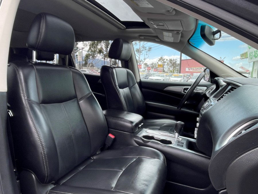 2017 Nissan Pathfinder FWD SV, available for sale in Corona, California | Green Light Auto. Corona, California 2017 Nissan Pathfinder FWD SV, available for sale in Corona, California | Green Light Auto. Corona, California