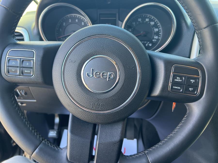 2013 Jeep Grand Cherokee 4WD 4dr Laredo, available for sale in Stamford, Connecticut | Harbor View Auto Sales LLC. Stamford, Connecticut 2013 Jeep Grand Cherokee 4WD 4dr Laredo, available for sale in Stamford, Connecticut | Harbor View Auto Sales LLC. Stamford, Connecticut