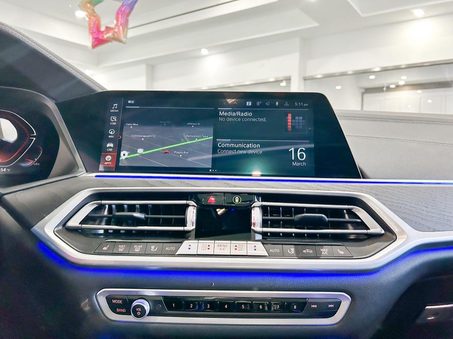 2021 BMW X7 xDrive40i Sports Activity Vehicle, available for sale in Franklin Square, New York | Luxury Motor Club. Franklin Square, New York 2021 BMW X7 xDrive40i Sports Activity Vehicle, available for sale in Franklin Square, New York | Luxury Motor Club. Franklin Square, New York