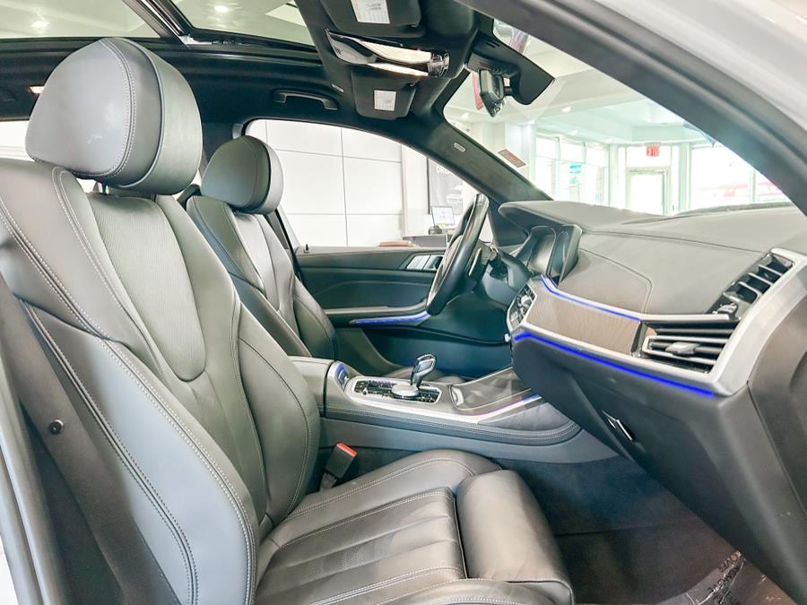 2021 BMW X7 xDrive40i Sports Activity Vehicle, available for sale in Franklin Square, New York | Luxury Motor Club. Franklin Square, New York 2021 BMW X7 xDrive40i Sports Activity Vehicle, available for sale in Franklin Square, New York | Luxury Motor Club. Franklin Square, New York