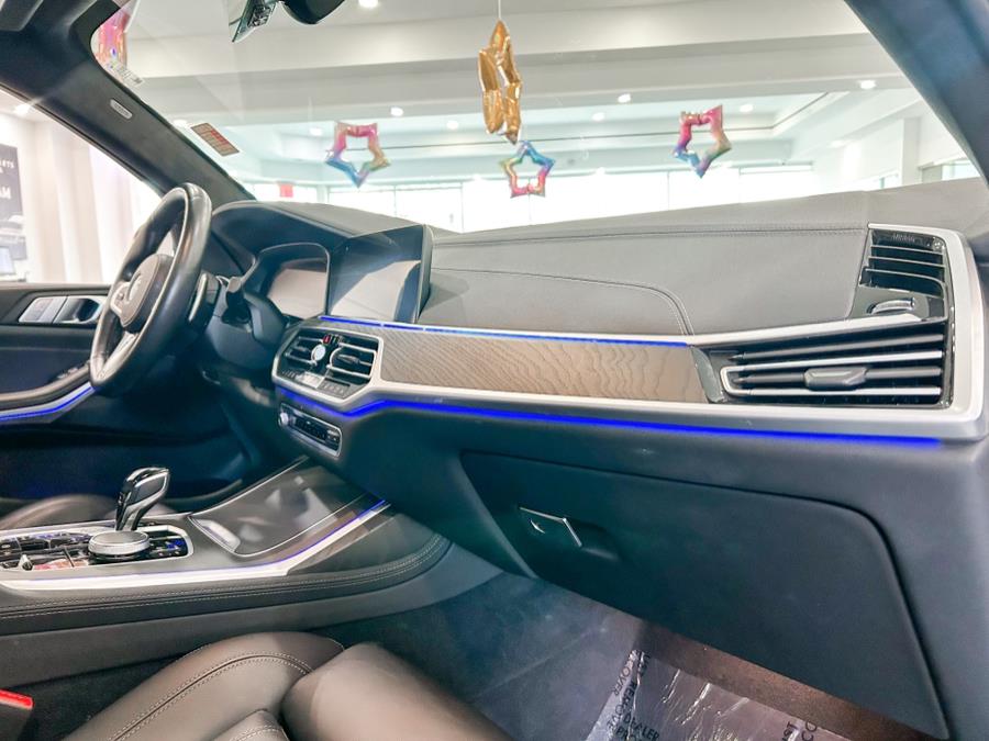 2021 BMW X7 xDrive40i Sports Activity Vehicle, available for sale in Franklin Square, New York | Luxury Motor Club. Franklin Square, New York 2021 BMW X7 xDrive40i Sports Activity Vehicle, available for sale in Franklin Square, New York | Luxury Motor Club. Franklin Square, New York