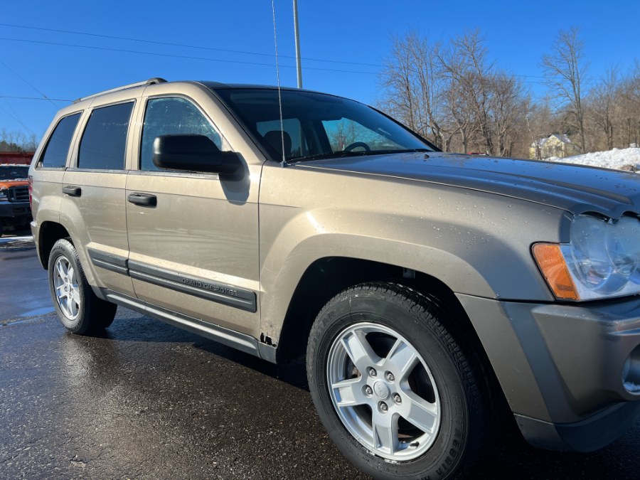 2006 Jeep Grand Cherokee 4dr Laredo 4WD, available for sale in Ortonville, Michigan | Marsh Auto Sales LLC. Ortonville, Michigan 2006 Jeep Grand Cherokee 4dr Laredo 4WD, available for sale in Ortonville, Michigan | Marsh Auto Sales LLC. Ortonville, Michigan