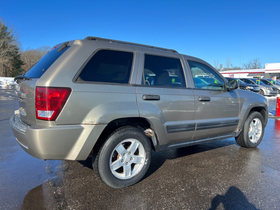 2006 Jeep Grand Cherokee 4dr Laredo 4WD, available for sale in Ortonville, Michigan | Marsh Auto Sales LLC. Ortonville, Michigan 2006 Jeep Grand Cherokee 4dr Laredo 4WD, available for sale in Ortonville, Michigan | Marsh Auto Sales LLC. Ortonville, Michigan