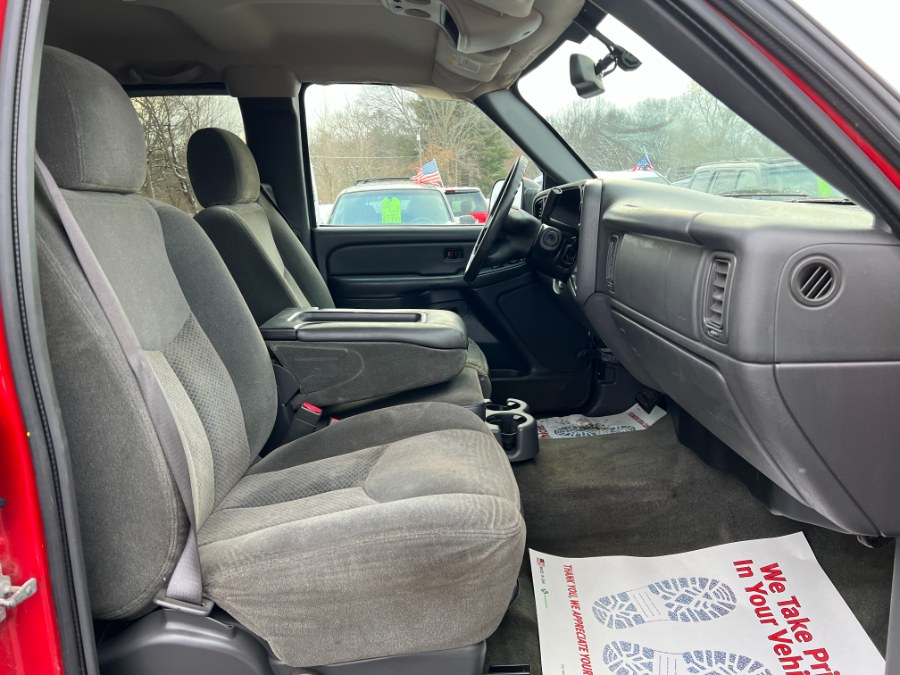 2004 Chevrolet Silverado 2500HD Ext Cab 157.5" WB 4WD LS, available for sale in Ortonville, Michigan | Marsh Auto Sales LLC. Ortonville, Michigan 2004 Chevrolet Silverado 2500HD Ext Cab 157.5" WB 4WD LS, available for sale in Ortonville, Michigan | Marsh Auto Sales LLC. Ortonville, Michigan