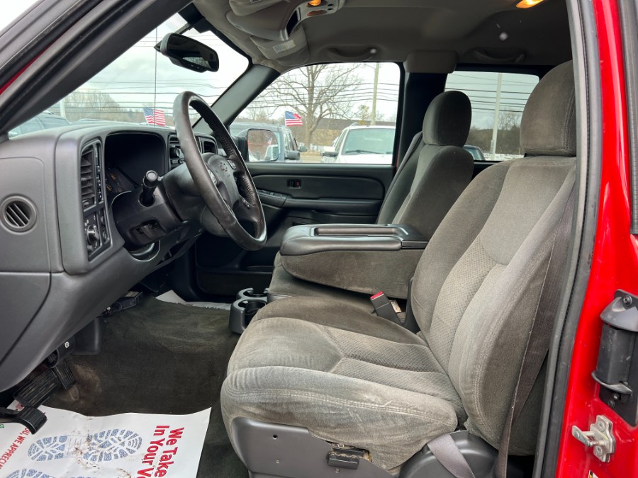2004 Chevrolet Silverado 2500HD Ext Cab 157.5" WB 4WD LS, available for sale in Ortonville, Michigan | Marsh Auto Sales LLC. Ortonville, Michigan 2004 Chevrolet Silverado 2500HD Ext Cab 157.5" WB 4WD LS, available for sale in Ortonville, Michigan | Marsh Auto Sales LLC. Ortonville, Michigan