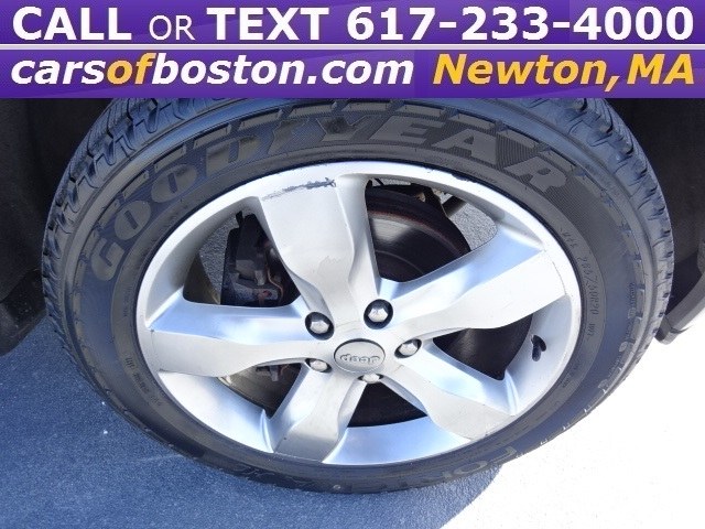 2012 Jeep Grand Cherokee 4WD 4dr Overland, available for sale in Newton, Massachusetts | Motorcars of Boston. Newton, Massachusetts 2012 Jeep Grand Cherokee 4WD 4dr Overland, available for sale in Newton, Massachusetts | Motorcars of Boston. Newton, Massachusetts