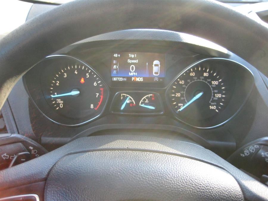 2017 Ford Escape SE AWD 4dr SUV, available for sale in Massapequa, New York | Rite Choice Auto Inc.. Massapequa, New York 2017 Ford Escape SE AWD 4dr SUV, available for sale in Massapequa, New York | Rite Choice Auto Inc.. Massapequa, New York
