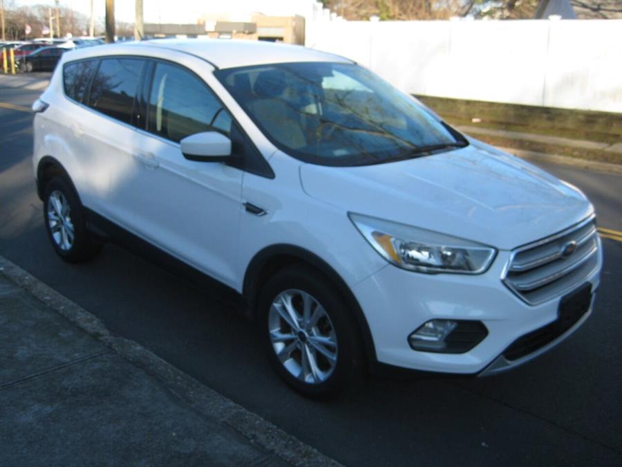 2017 Ford Escape SE AWD 4dr SUV, available for sale in Massapequa, New York | Rite Choice Auto Inc.. Massapequa, New York 2017 Ford Escape SE AWD 4dr SUV, available for sale in Massapequa, New York | Rite Choice Auto Inc.. Massapequa, New York