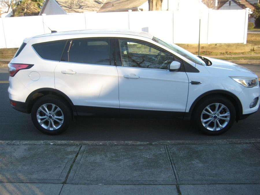 2017 Ford Escape SE AWD 4dr SUV, available for sale in Massapequa, New York | Rite Choice Auto Inc.. Massapequa, New York 2017 Ford Escape SE AWD 4dr SUV, available for sale in Massapequa, New York | Rite Choice Auto Inc.. Massapequa, New York