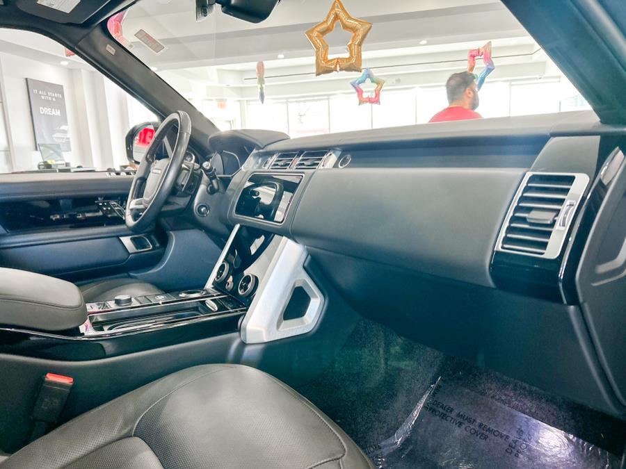 2019 Land Rover Range Rover V6 Supercharged HSE SWB, available for sale in Franklin Square, New York | Luxury Motor Club. Franklin Square, New York 2019 Land Rover Range Rover V6 Supercharged HSE SWB, available for sale in Franklin Square, New York | Luxury Motor Club. Franklin Square, New York