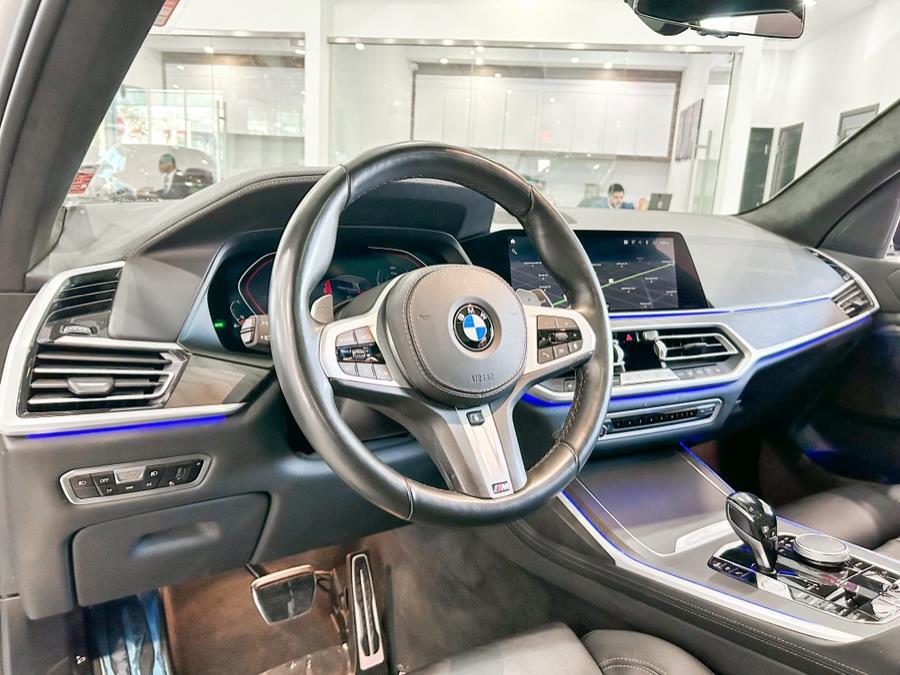 2021 BMW X7 xDrive40i Sports Activity Vehicle, available for sale in Franklin Square, New York | Luxury Motor Club. Franklin Square, New York 2021 BMW X7 xDrive40i Sports Activity Vehicle, available for sale in Franklin Square, New York | Luxury Motor Club. Franklin Square, New York