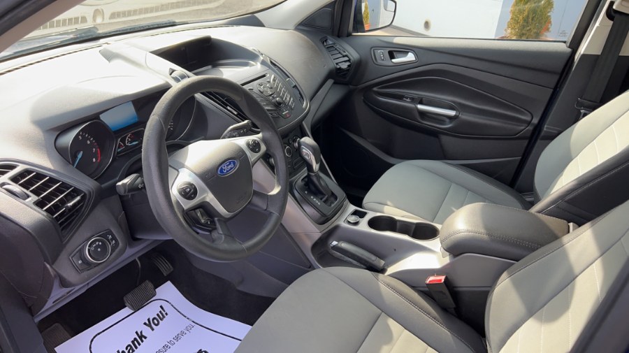 2016 Ford Escape 4WD 4dr SE, available for sale in Waterbury, Connecticut | West End Automotive Center. Waterbury, Connecticut 2016 Ford Escape 4WD 4dr SE, available for sale in Waterbury, Connecticut | West End Automotive Center. Waterbury, Connecticut