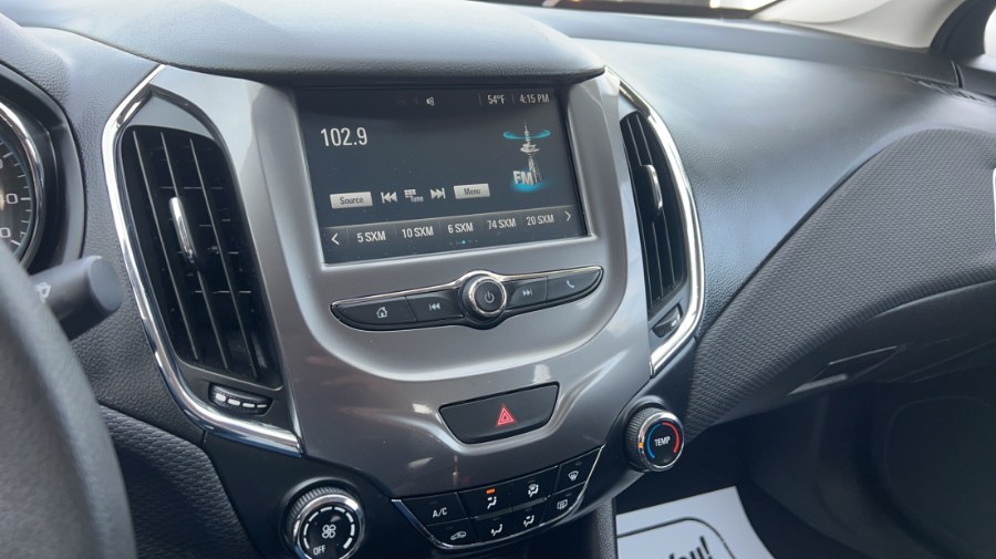 2016 Chevrolet Cruze 4dr Sdn Auto LT, available for sale in Waterbury, Connecticut | West End Automotive Center. Waterbury, Connecticut 2016 Chevrolet Cruze 4dr Sdn Auto LT, available for sale in Waterbury, Connecticut | West End Automotive Center. Waterbury, Connecticut