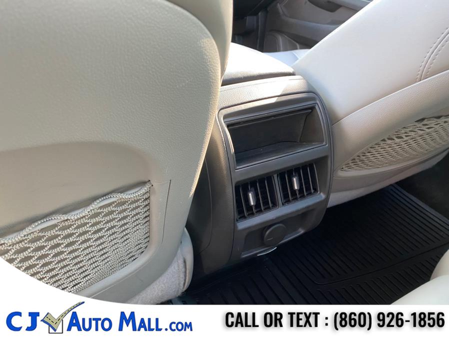 2014 Cadillac SRX AWD 4dr Performance Collection, available for sale in Bristol, Connecticut | CJ Auto Mall. Bristol, Connecticut 2014 Cadillac SRX AWD 4dr Performance Collection, available for sale in Bristol, Connecticut | CJ Auto Mall. Bristol, Connecticut