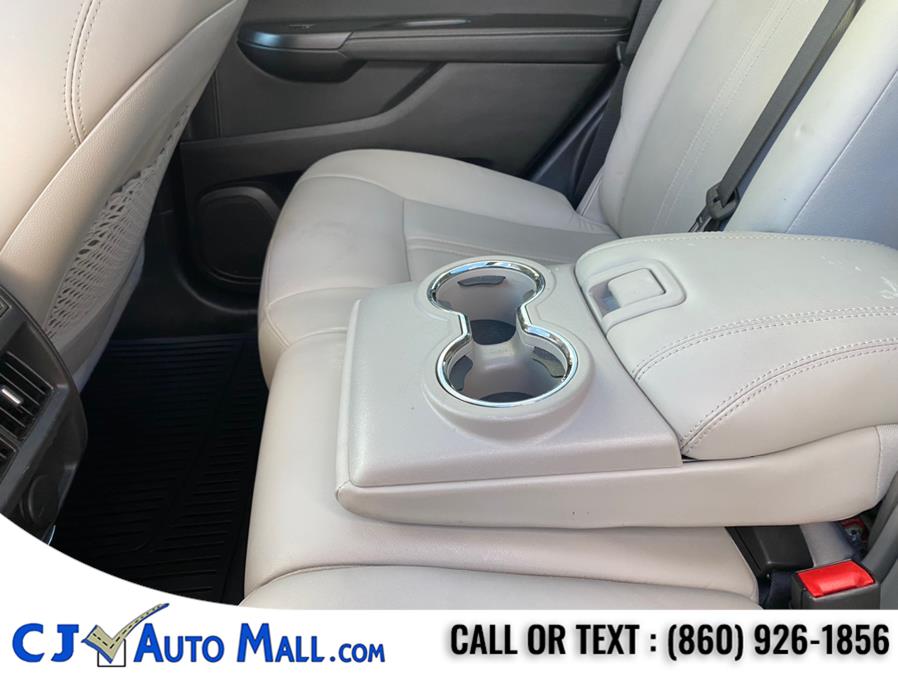 2014 Cadillac SRX AWD 4dr Performance Collection, available for sale in Bristol, Connecticut | CJ Auto Mall. Bristol, Connecticut 2014 Cadillac SRX AWD 4dr Performance Collection, available for sale in Bristol, Connecticut | CJ Auto Mall. Bristol, Connecticut
