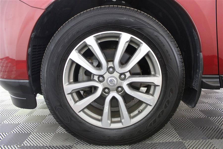 2015 Nissan Pathfinder SL, available for sale in Paterson, New Jersey | Fast Track Motors. Paterson, New Jersey 2015 Nissan Pathfinder SL, available for sale in Paterson, New Jersey | Fast Track Motors. Paterson, New Jersey