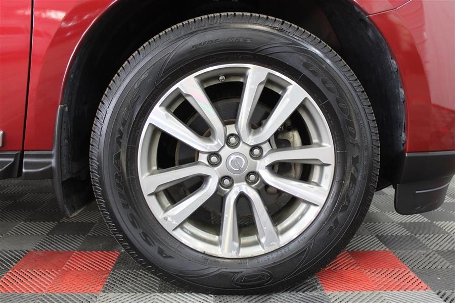 2015 Nissan Pathfinder SL, available for sale in Paterson, New Jersey | Fast Track Motors. Paterson, New Jersey 2015 Nissan Pathfinder SL, available for sale in Paterson, New Jersey | Fast Track Motors. Paterson, New Jersey