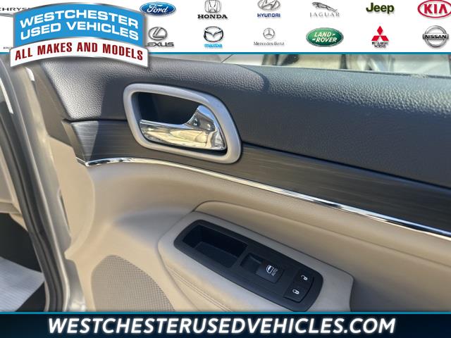 2020 Jeep Grand Cherokee Limited, available for sale in White Plains, New York | Westchester Used Vehicles. White Plains, New York 2020 Jeep Grand Cherokee Limited, available for sale in White Plains, New York | Westchester Used Vehicles. White Plains, New York