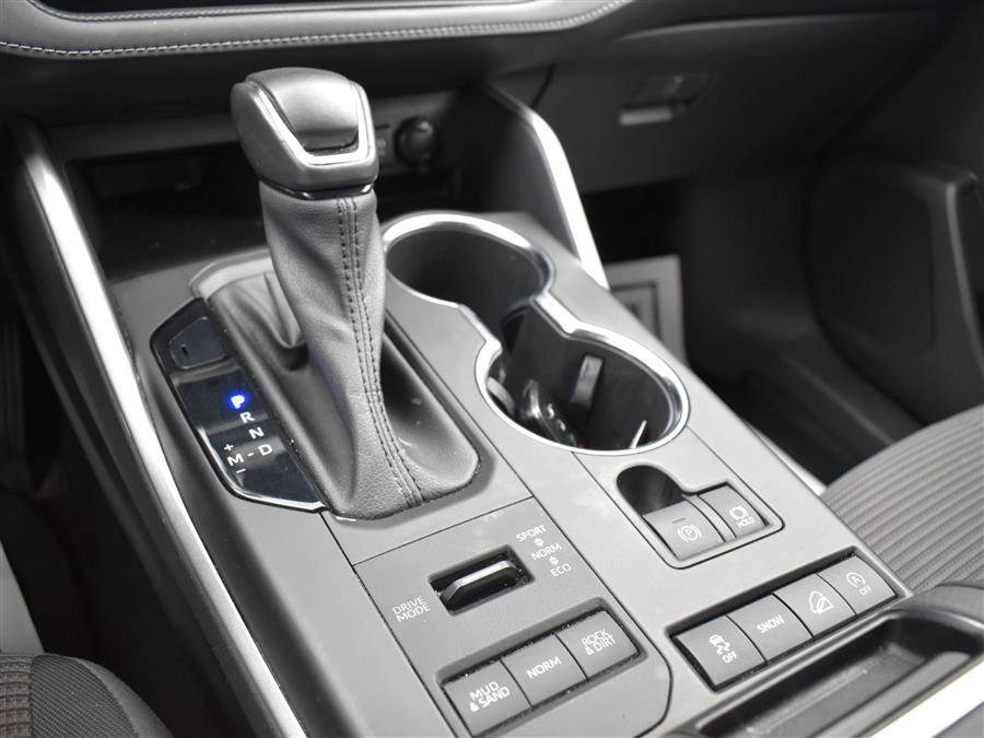 2021 Toyota Highlander LE AWD (Natl), available for sale in Irvington, New Jersey | Foreign Auto Imports. Irvington, New Jersey 2021 Toyota Highlander LE AWD (Natl), available for sale in Irvington, New Jersey | Foreign Auto Imports. Irvington, New Jersey
