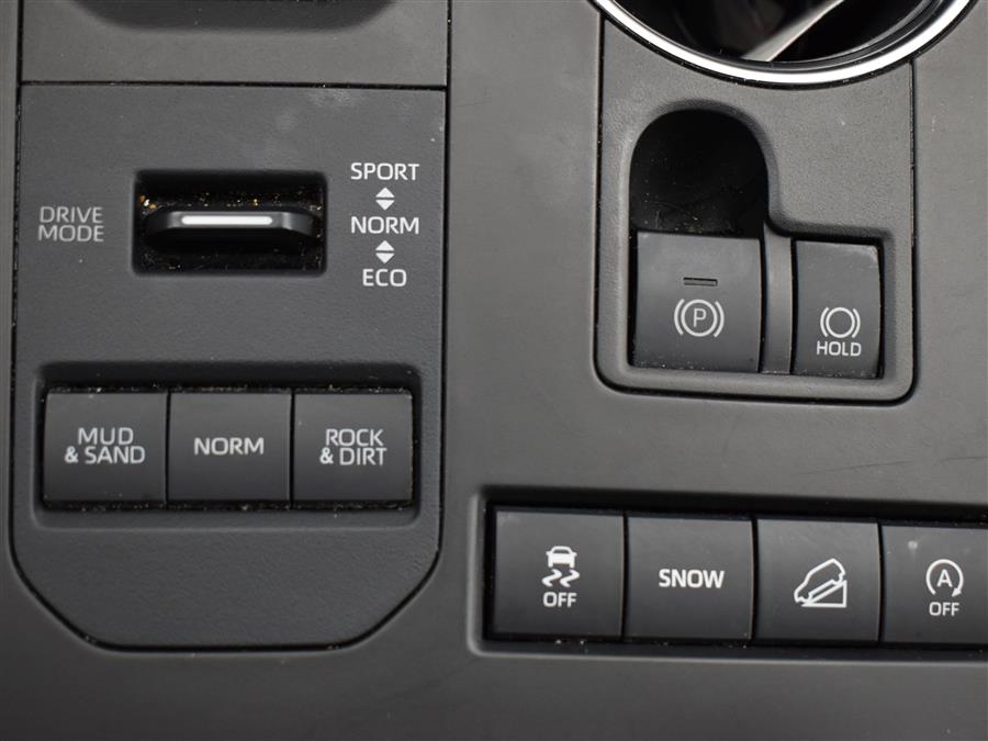 2021 Toyota Highlander LE AWD (Natl), available for sale in Irvington, New Jersey | Foreign Auto Imports. Irvington, New Jersey 2021 Toyota Highlander LE AWD (Natl), available for sale in Irvington, New Jersey | Foreign Auto Imports. Irvington, New Jersey