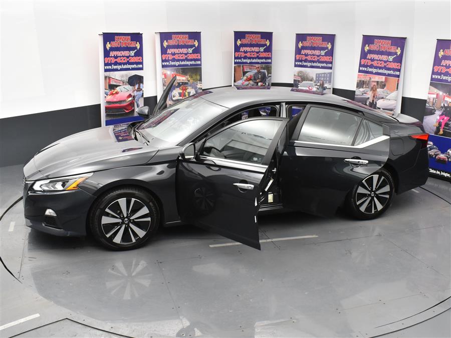 2021 Nissan Altima 2.5 SV Sedan, available for sale in Irvington, New Jersey | Foreign Auto Imports. Irvington, New Jersey 2021 Nissan Altima 2.5 SV Sedan, available for sale in Irvington, New Jersey | Foreign Auto Imports. Irvington, New Jersey