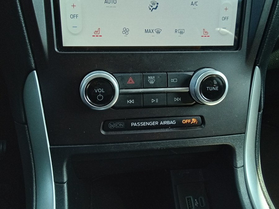 2021 Ford Edge SEL FWD, available for sale in Irvington, New Jersey | NJ Used Cars Center. Irvington, New Jersey 2021 Ford Edge SEL FWD, available for sale in Irvington, New Jersey | NJ Used Cars Center. Irvington, New Jersey