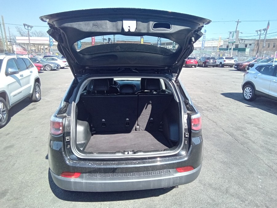 2020 Jeep Compass Limited FWD, available for sale in Irvington, New Jersey | NJ Used Cars Center. Irvington, New Jersey 2020 Jeep Compass Limited FWD, available for sale in Irvington, New Jersey | NJ Used Cars Center. Irvington, New Jersey