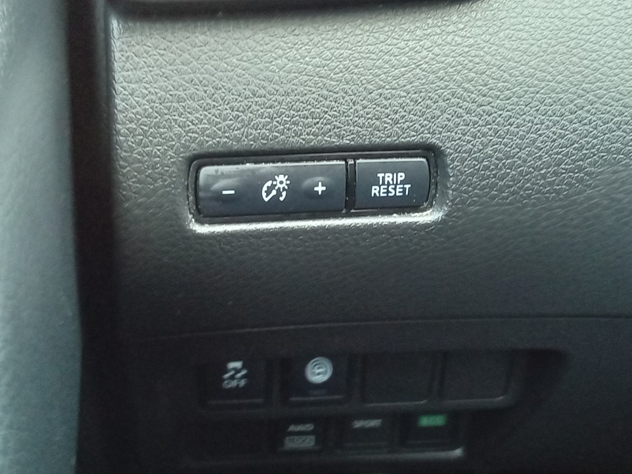 2021 Nissan Rogue Sport AWD S, available for sale in Irvington, New Jersey | NJ Used Cars Center. Irvington, New Jersey 2021 Nissan Rogue Sport AWD S, available for sale in Irvington, New Jersey | NJ Used Cars Center. Irvington, New Jersey