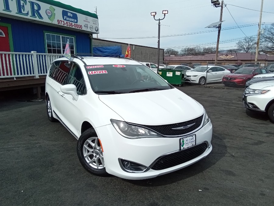2020 Chrysler Pacifica Touring L FWD, available for sale in Irvington, New Jersey | NJ Used Cars Center. Irvington, New Jersey 2020 Chrysler Pacifica Touring L FWD, available for sale in Irvington, New Jersey | NJ Used Cars Center. Irvington, New Jersey